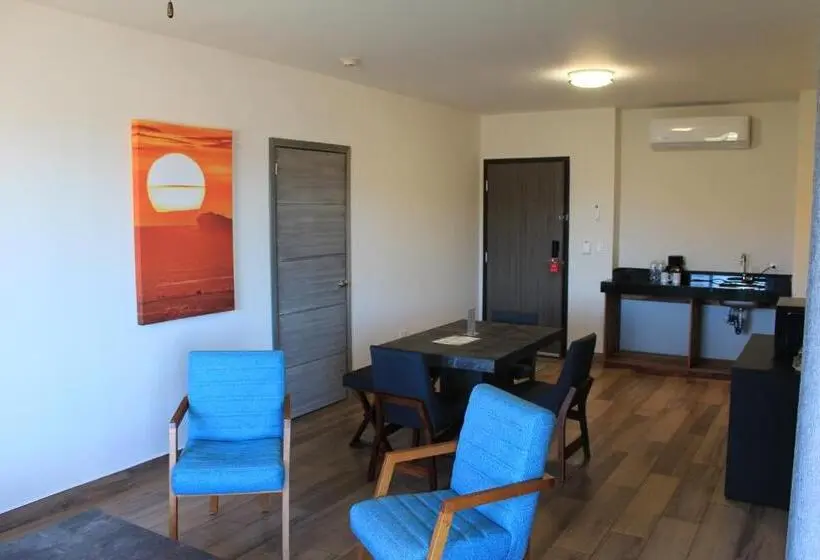Deluxe Suite Sea View, Sawari