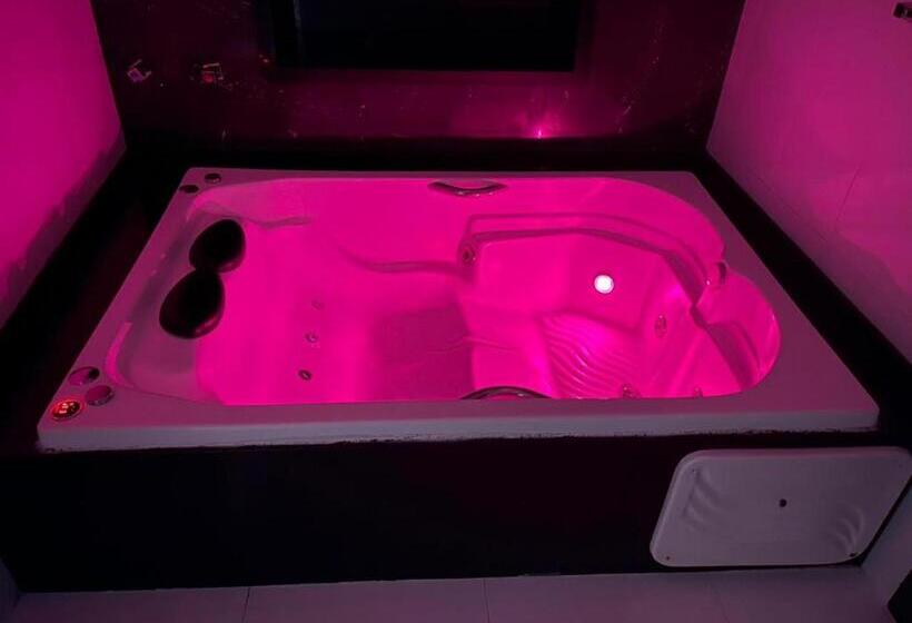 带大床的套房, Pousada Papito Hospedagem