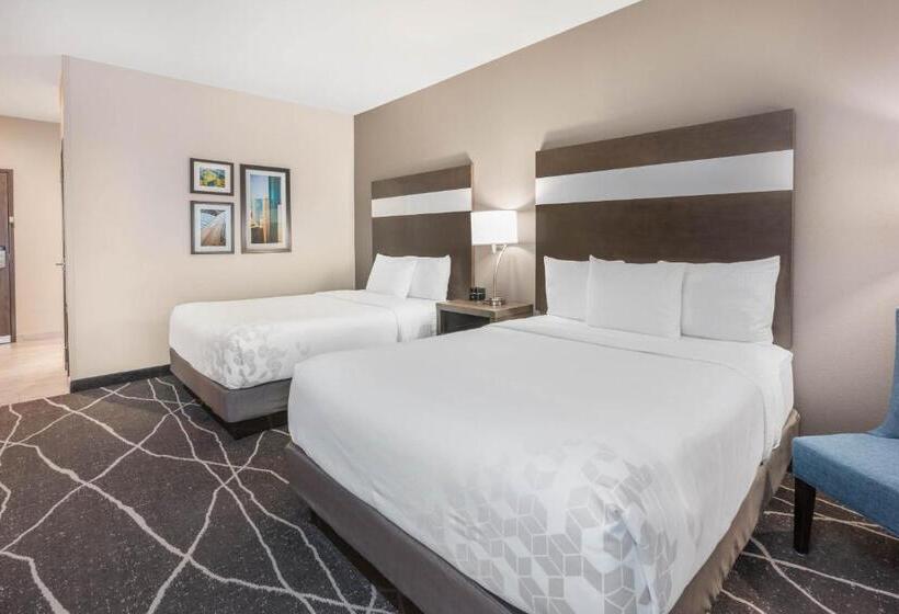 身障者適用スタンダードルーム, La Quinta Inn And Suites By Wyndham Houston Spring South