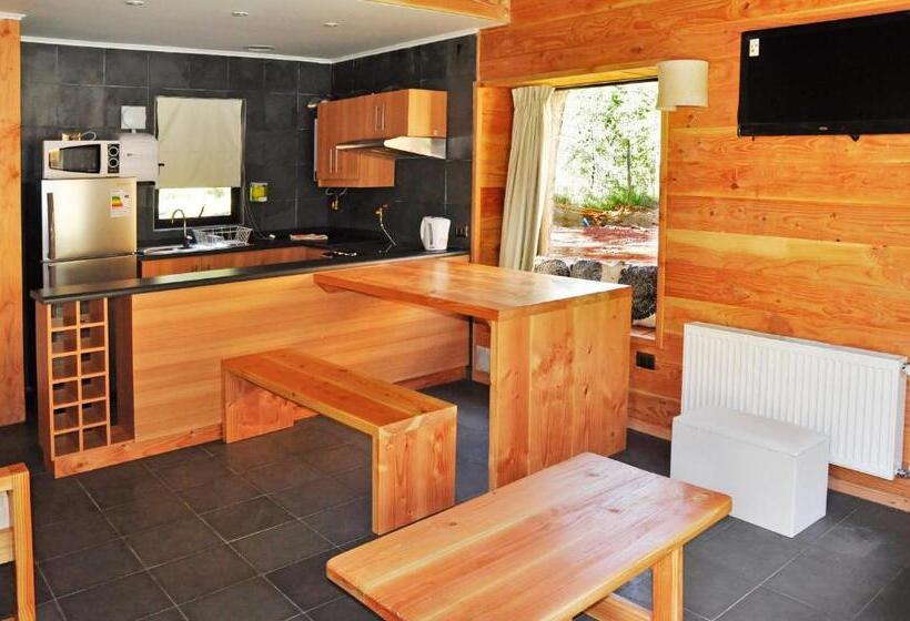 Woonhut, Complejo Turistico Los Hualles