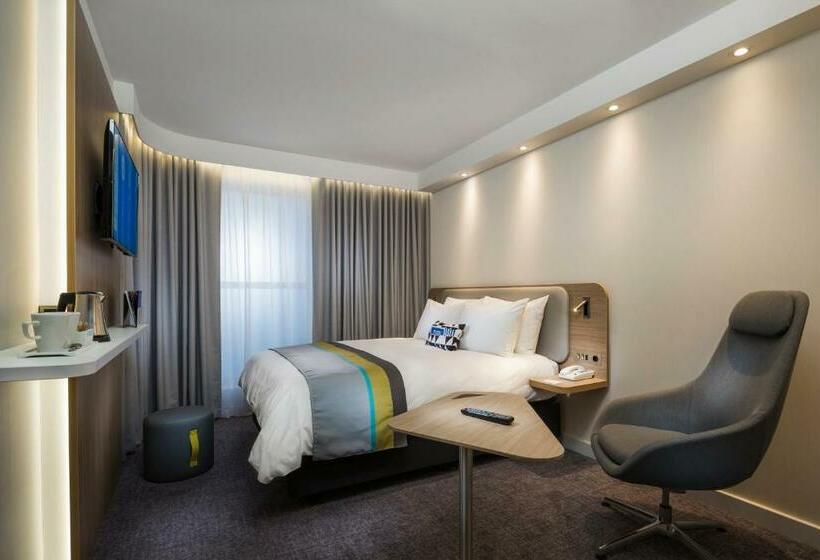 장애인을 위한 스탠다드 룸, Holiday Inn Express   Merzig, An Ihg