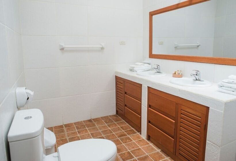 Номер Стандарт Трехместный, Wilkamayu