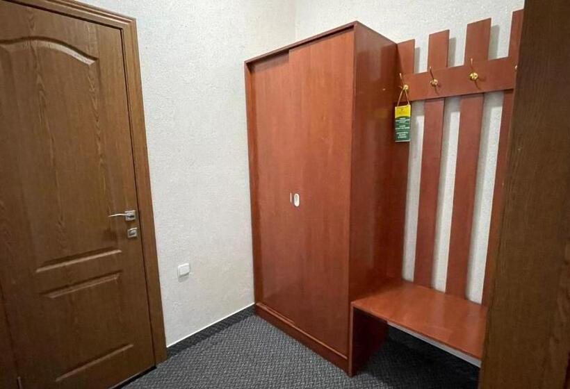 اتاق استاندارد, Park Hotel Uralsk