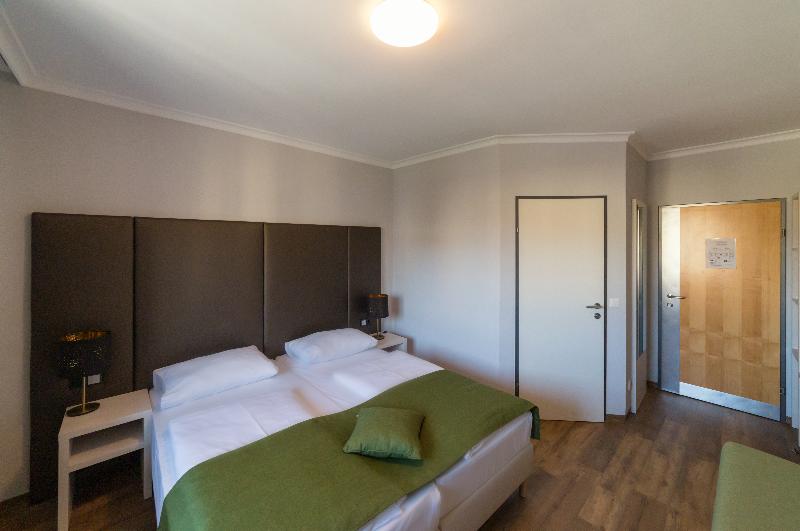 اتاق استاندارد با سرویس بهداشتی مشترک, Douzi Hotel Xpark. Gloria Outlets. Taoyuan Mrt