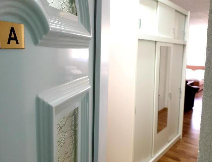 آپارتمان 1 خوابه, Guesthouse Check In