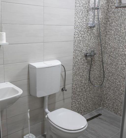 اتاق استاندارد, Guesthouse Check In