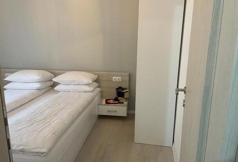 آپارتمان 1 خوابه با بالکن, Guesthouse Check In