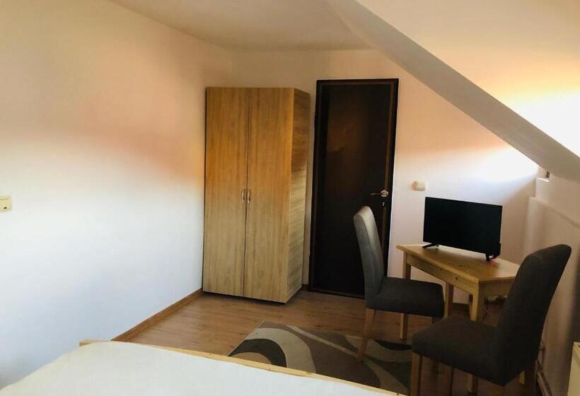 스탠다드 룸, Pensiunea Ioana