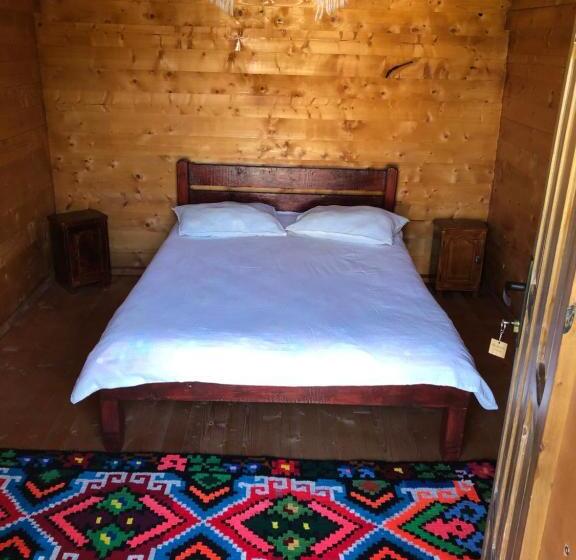 스탠다드 방갈로 정원 전망, Pensiunea Ioana