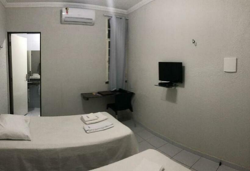 スタンダードルーム, Ello