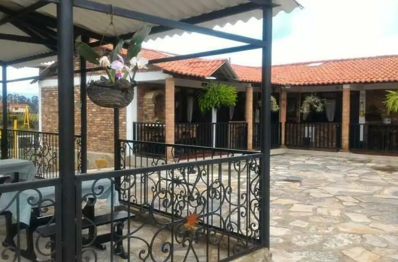 バルコニー付スタンダード４ベッドルーム, Posadas San Antonio Campestre