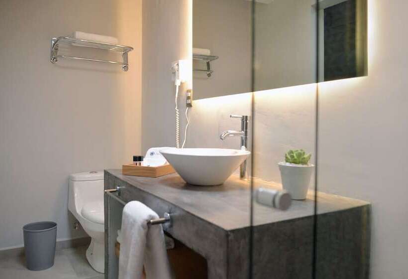 Полулюкс, Casa Calila