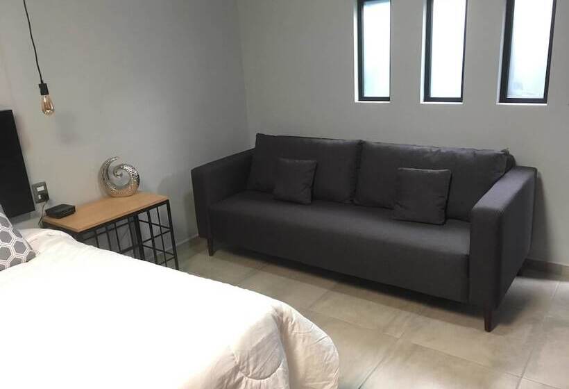 Полулюкс, Casa Calila