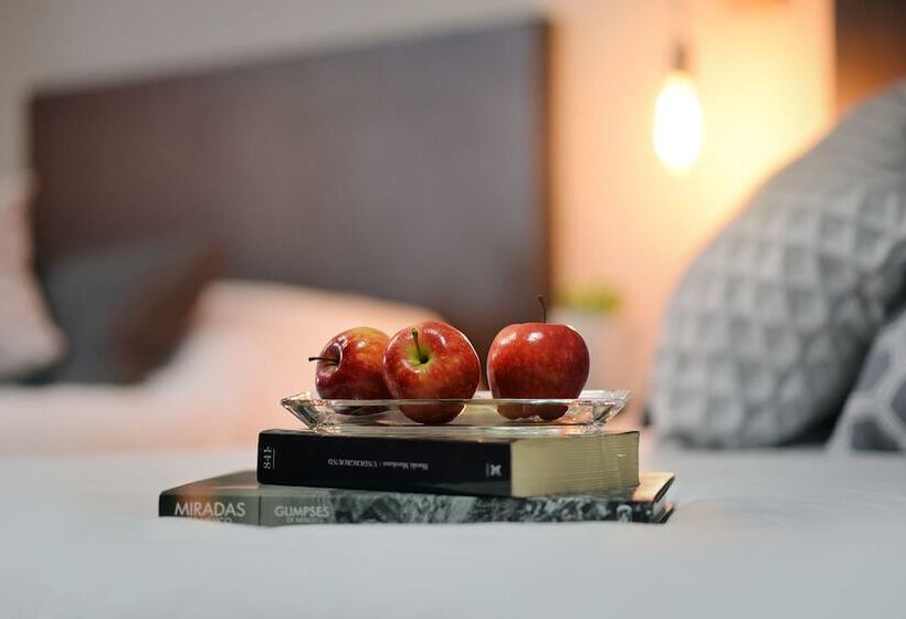 Полулюкс, Casa Calila