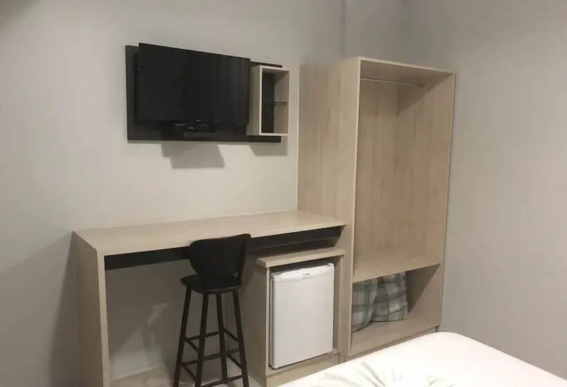 デラックスルーム, Dallas