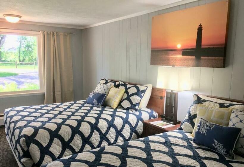 디럭스 룸, Elk Rapids Lakeshore Inn