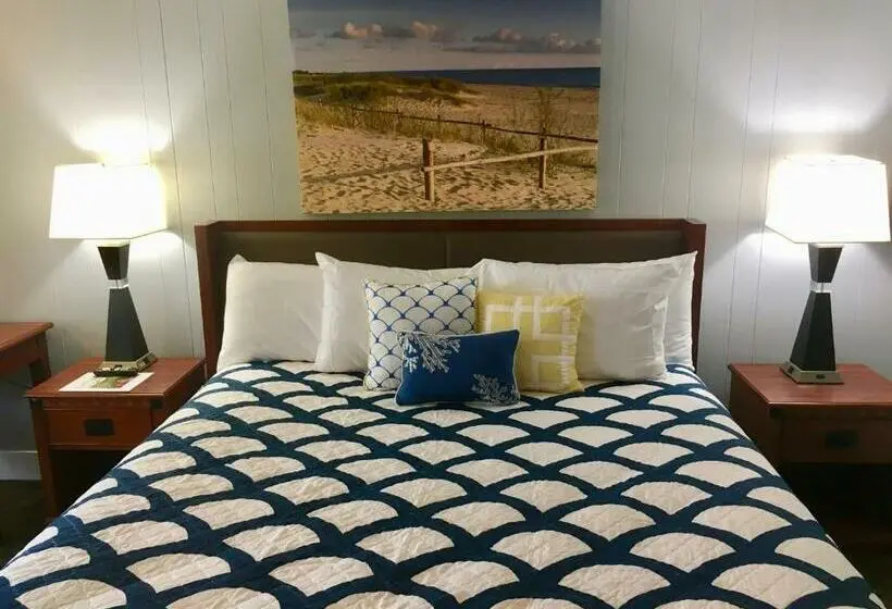 キングサイズベッドのデラックスルーム, Elk Rapids Lakeshore Inn