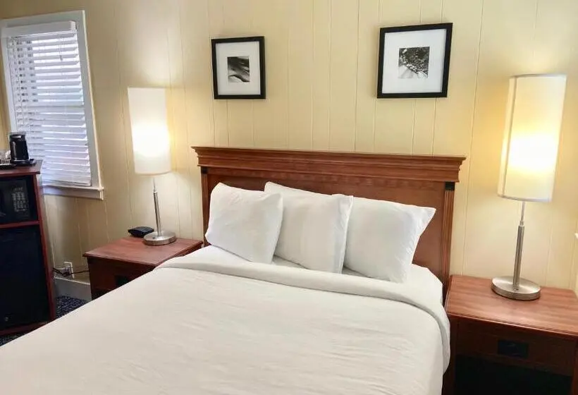 スタンダードルーム, Elk Rapids Lakeshore Inn