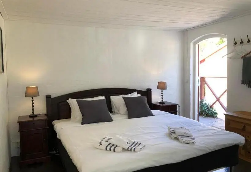 バルコニー付きスタンダードルーム, Husargårdens Bed & Breakfast