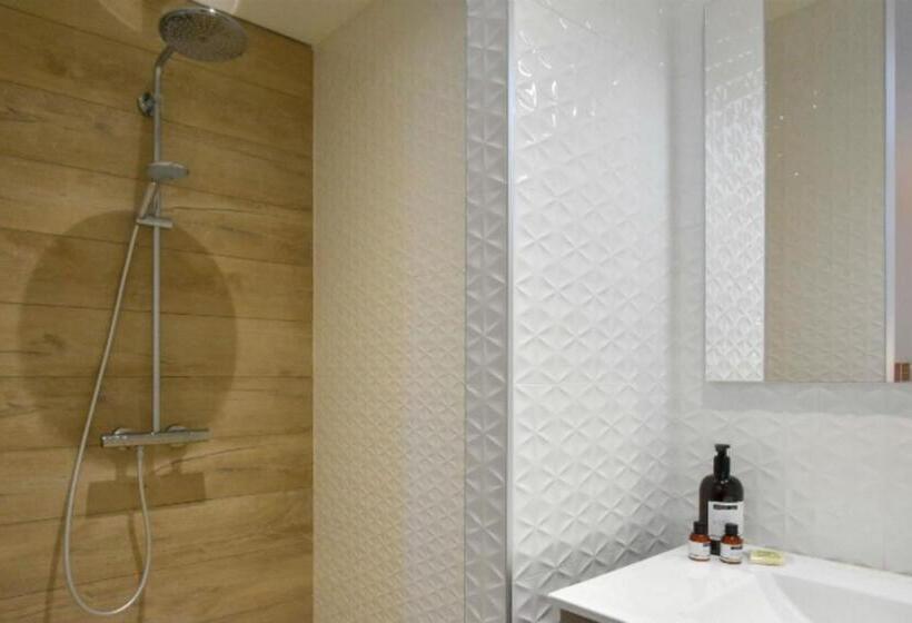 标准间, L'abelli D'estelle