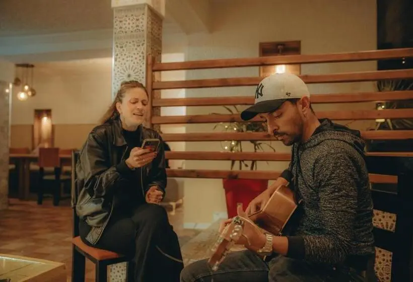 スイート, Rafiki Hostels Tamraght   Surf Riad And Camp