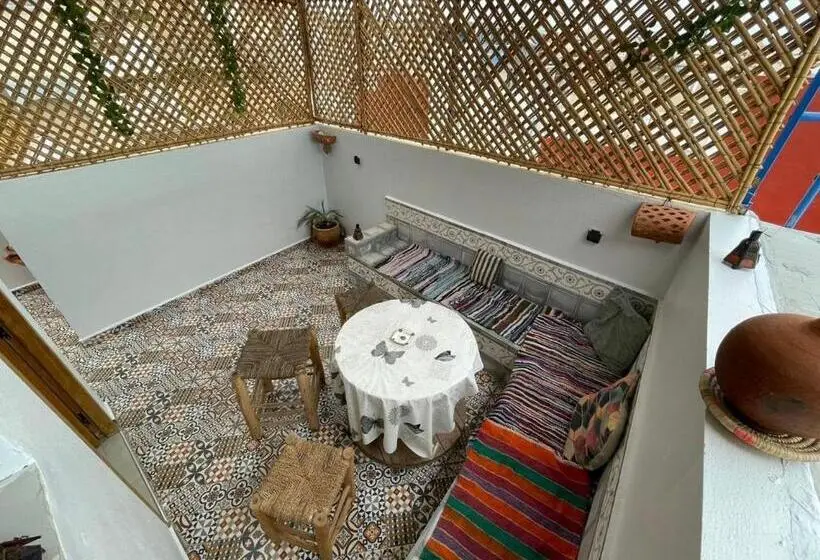 海の見えるスタンダードスタジオ, Summerhouseberber