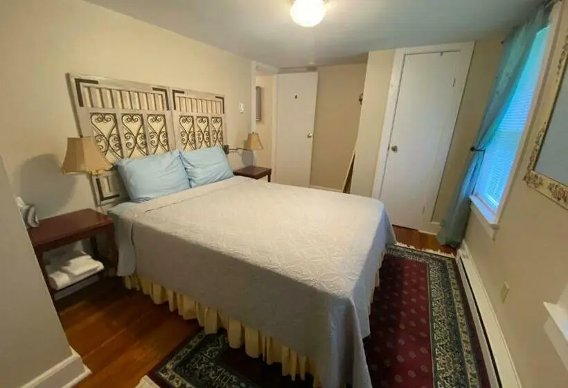 １ベッドルームハウス, Historic Rosemont Manor