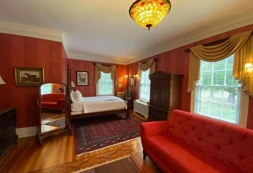 スイート, Historic Rosemont Manor