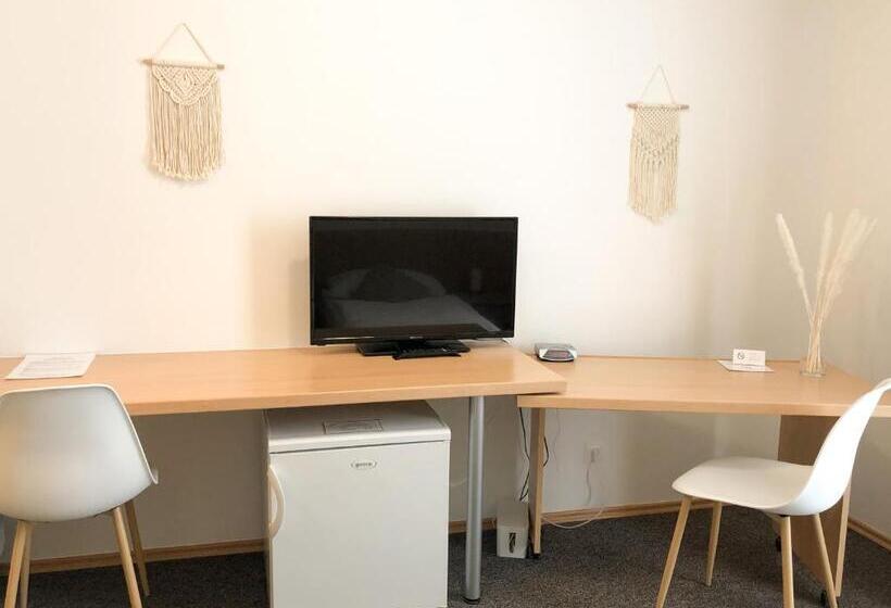 Номер Стандарт, Frühstückspension Ingrid