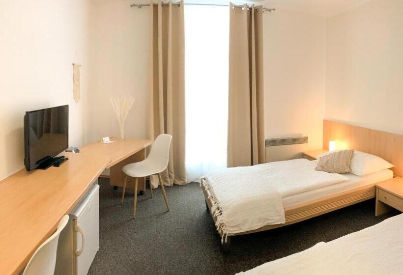 Номер Стандарт, Frühstückspension Ingrid