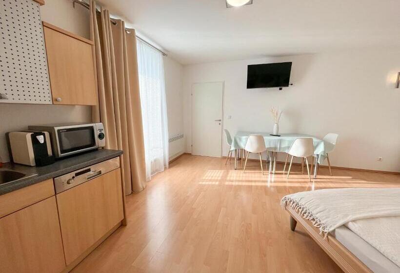 Апартаменты 1 Спальня, Frühstückspension Ingrid