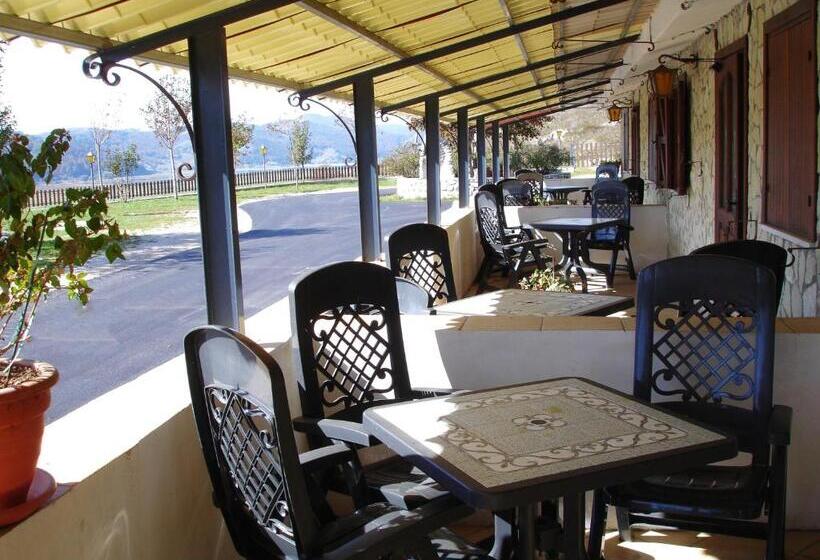 غرفة قياسية ثلاثية, Agriturismo Falode