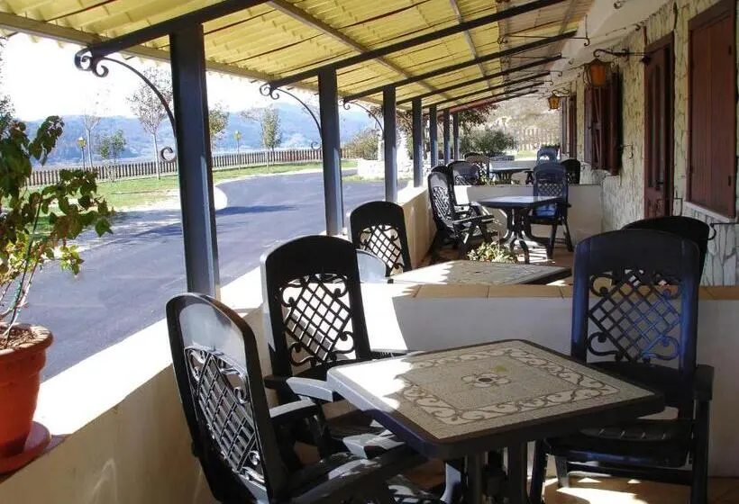 Standard Kolmen Hengen Huone, Agriturismo Falode