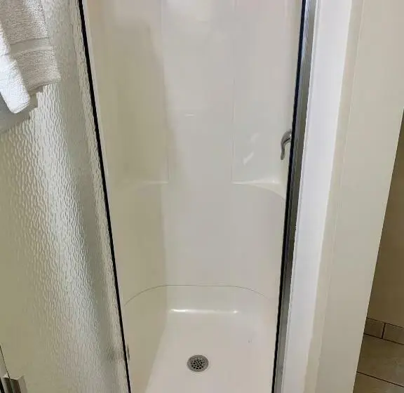キングサイズベッドのスイートルーム, Thumb Heritage Inn