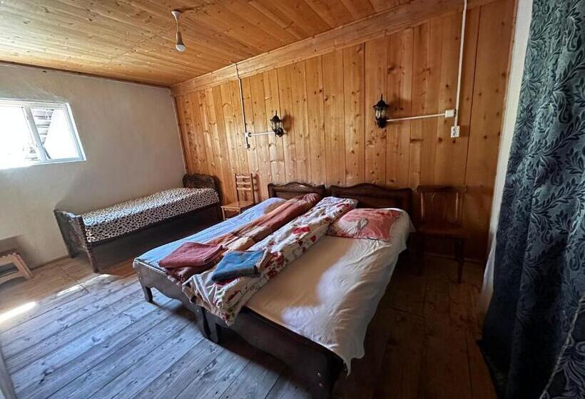اتاق استاندارد سه تخته با سرویس بهداشتی مشترک, Guesthouse Angelina