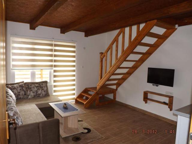 1 Bedroom Apartment Lake View, Guesthouse Madzarevic