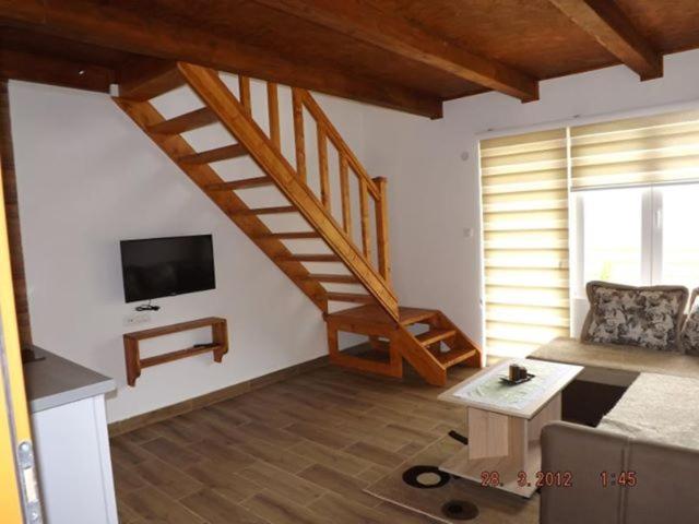 1 Bedroom Apartment Lake View, Guesthouse Madzarevic
