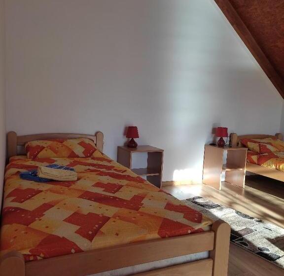 1 Bedroom Apartment Lake View, Guesthouse Madzarevic