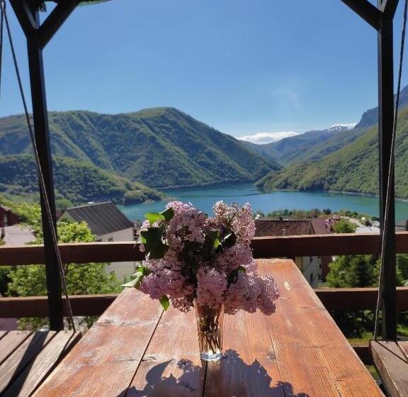 آپارتمان 1 خوابه با چشم‌انداز باغ, Guesthouse Madzarevic