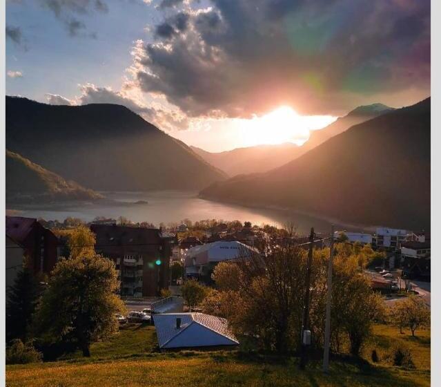 آپارتمان 1 خوابه با تراس, Guesthouse Madzarevic