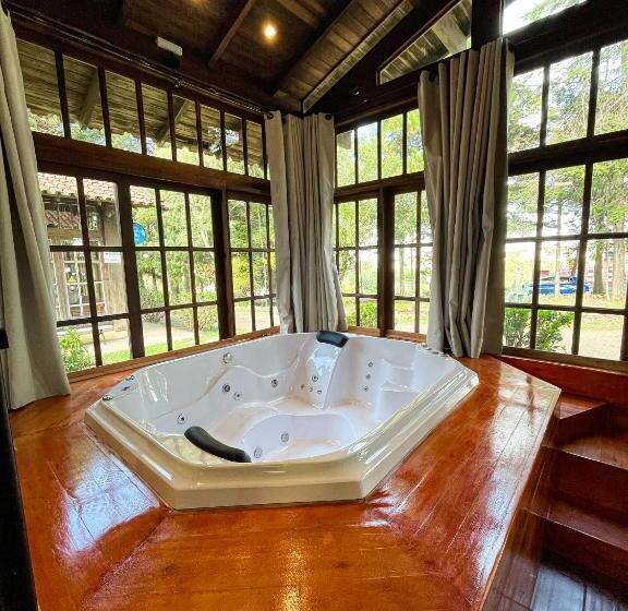 スイート, Pousada Caminhos Da Neve