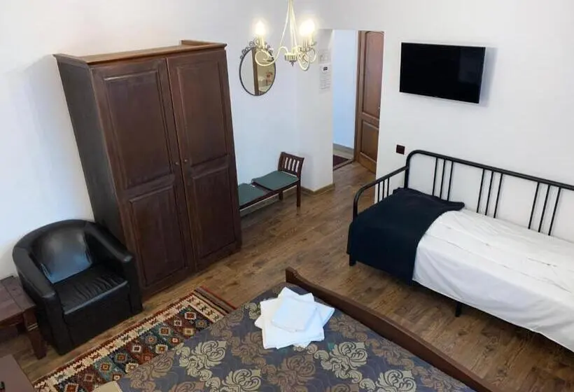 コンフォートトリプルルーム, Pensiunea Casa Rica