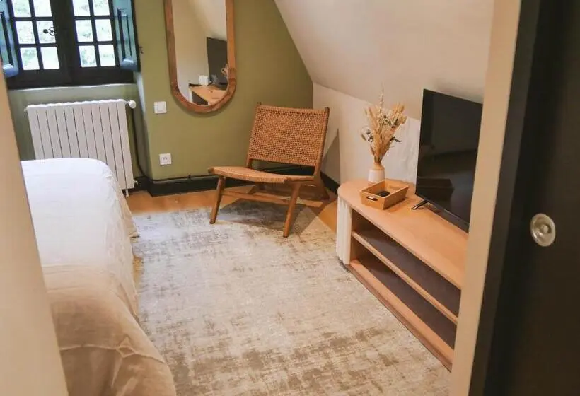 キングサイズベッドのスタンダードルーム, Manoir Du Moulinet