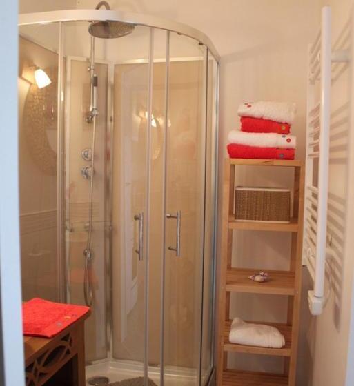 סטודיו סטנדרט נוף לים, A L'orée Du Pin