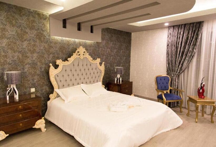 带大床的套房, Carmine Otel