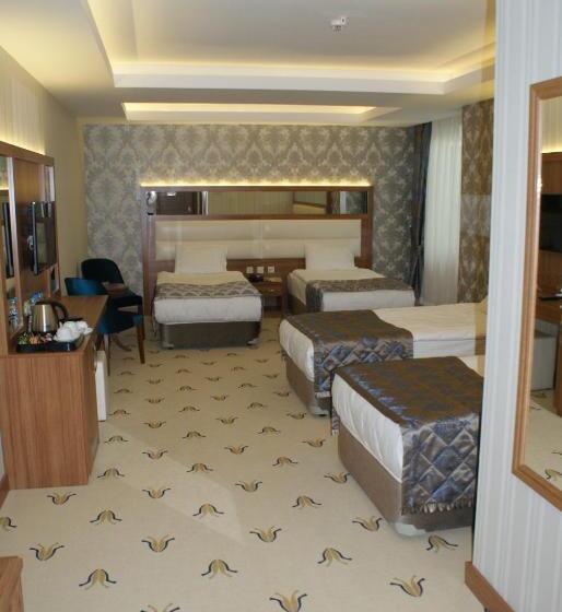 Четырехместный Номер Стандарт, Carmine Otel