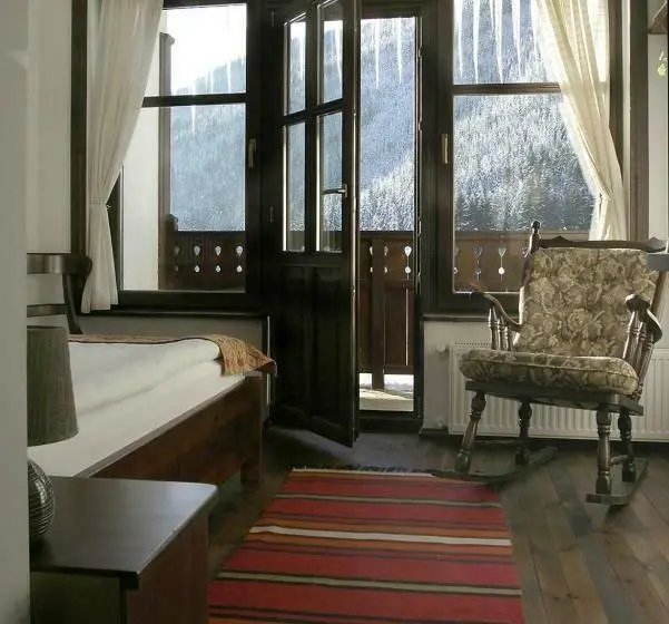 バルコニー付きシングルスタンダードルーム, Family Hotel Arkan Han