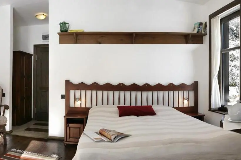 スタンダードトリプルルーム, Family Hotel Arkan Han