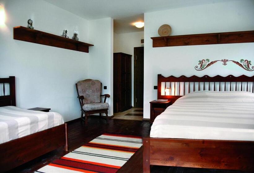 스탠다드 트리플 룸, Family Hotel Arkan Han