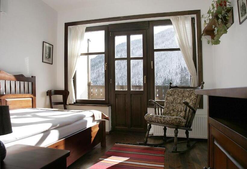 발코니 스탠다드 싱글 룸, Family Hotel Arkan Han